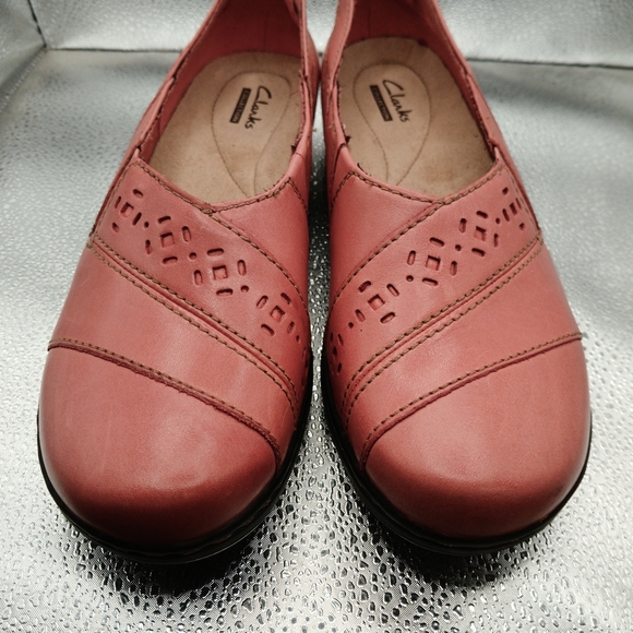 Clarks Salmon Colored Flats Women's Size 7.5 - Picture 6 of 9